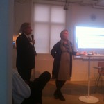 Bjarke Larsen, editor of Bogmagasinet, introducing researcher Lisbeth Worsøe-Schmidt